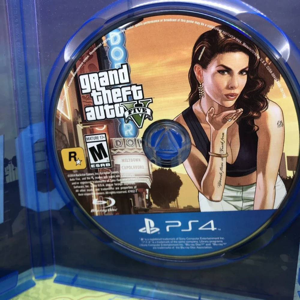 Grand Theft Auto V (Sony PlayStation 4, 2014) Physical‎ Complete w/Map, Mint